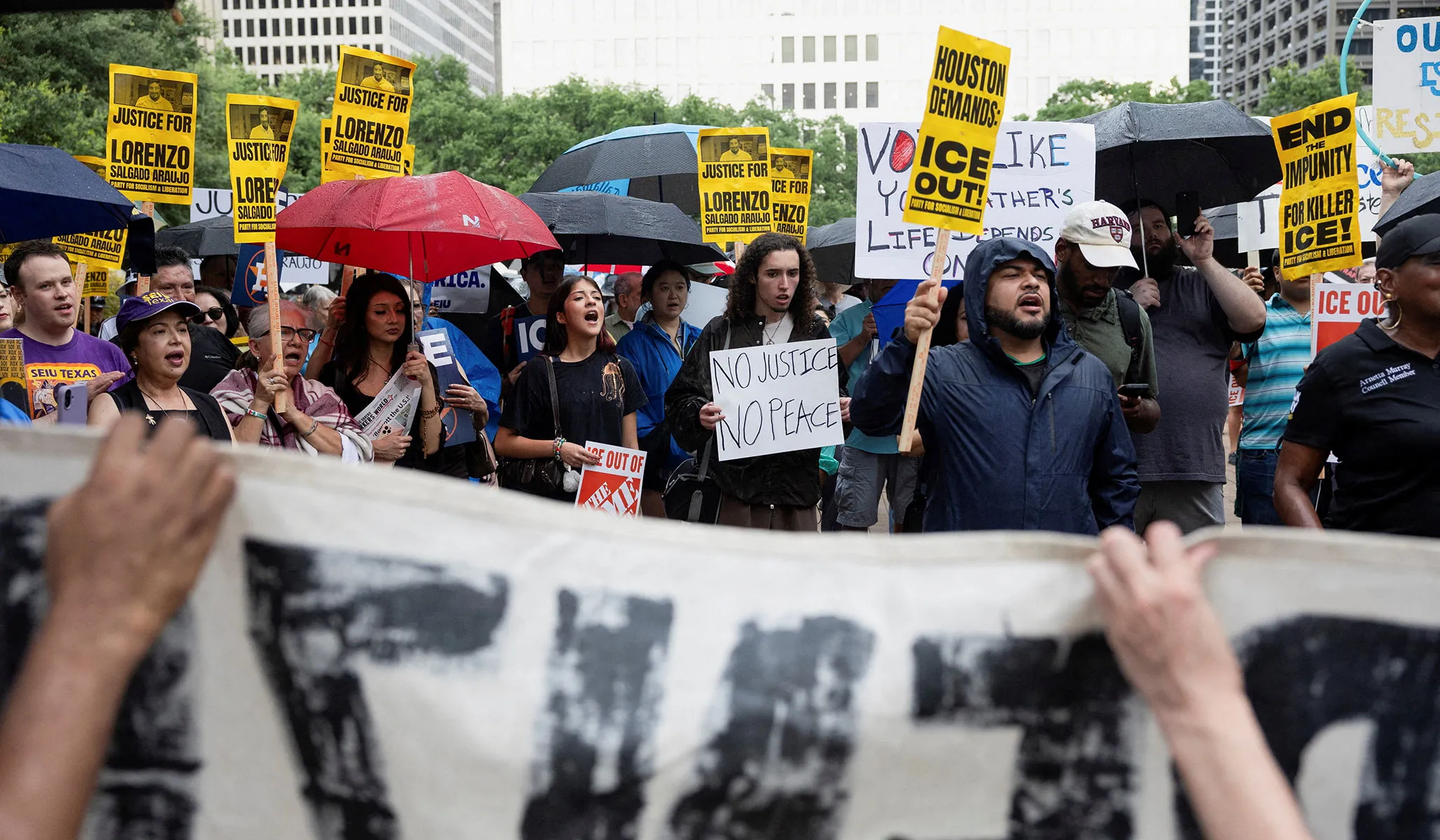 Houston Man Killed by ICE, Hailed as Father Chasing ‘American Dream,’ Had Meth in His Car, FBI Says