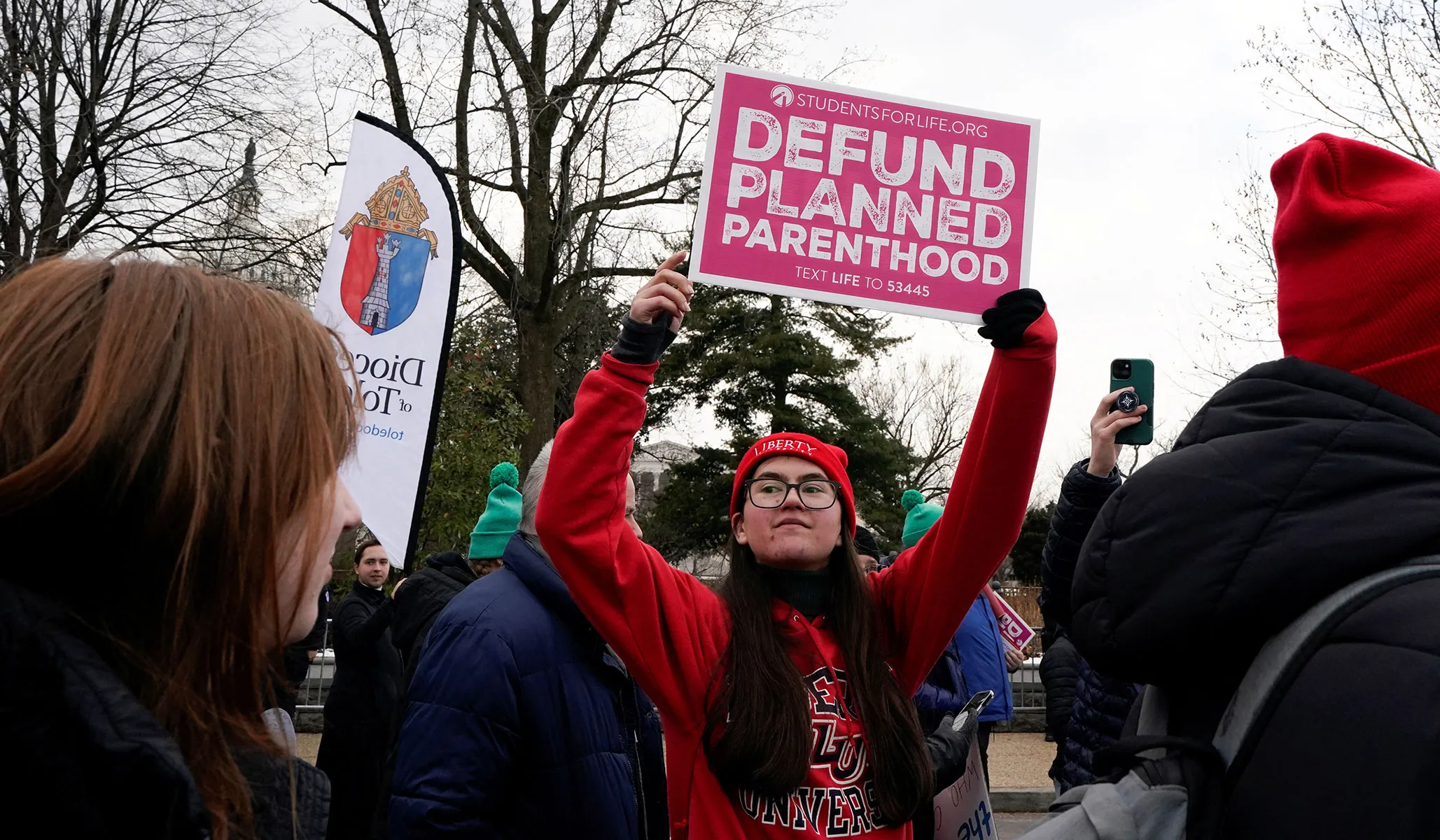 Pro-Life Leaders Urge Republicans to Defund Planned Parenthood
