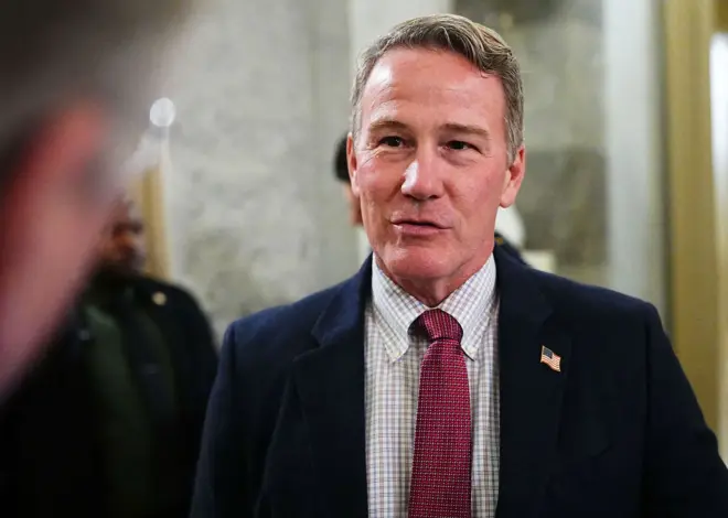Jon Husted Keeps Trump at Arm’s Length on the Campaign Trail