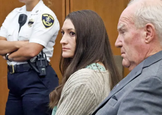 Judge Declares Mistrial in Lindsay Clancy Murder Trial