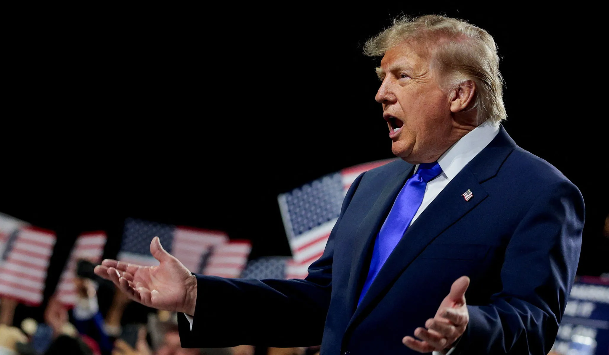 Trump’s Dividend Proposal Catches Republicans by Surprise